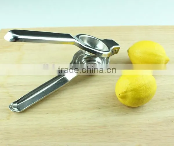Premium Quality Manual Stainless Steel Lemons Squeezer