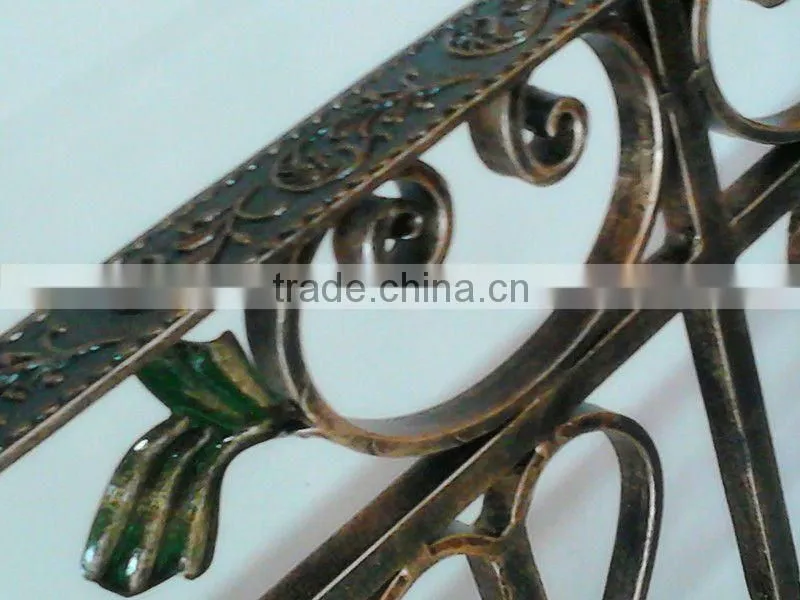 2015 Top-selling modern wrought iron balcony fence
