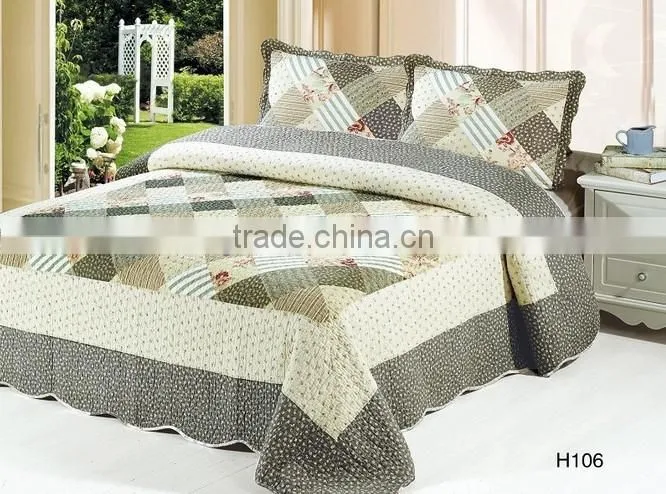 Patchwork quilt set