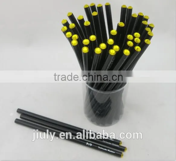 round shape black wood with diamond HB pencil