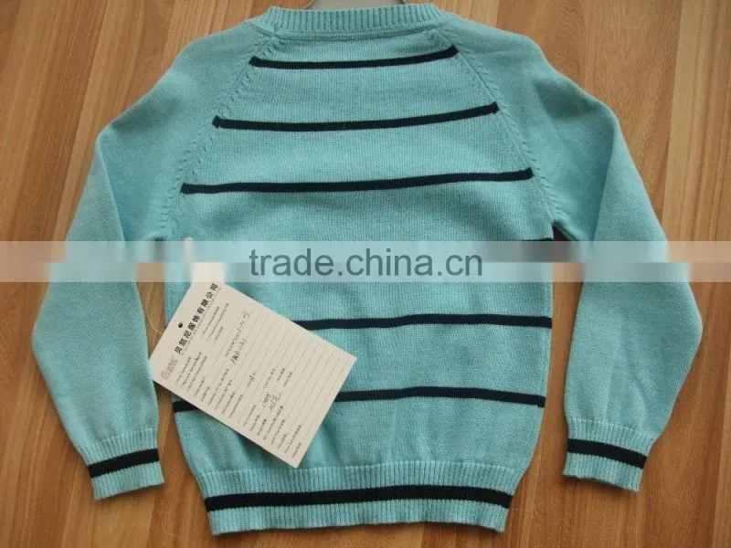 High Quality baby boys sweater design with shoulder woode button(BKNB5586)