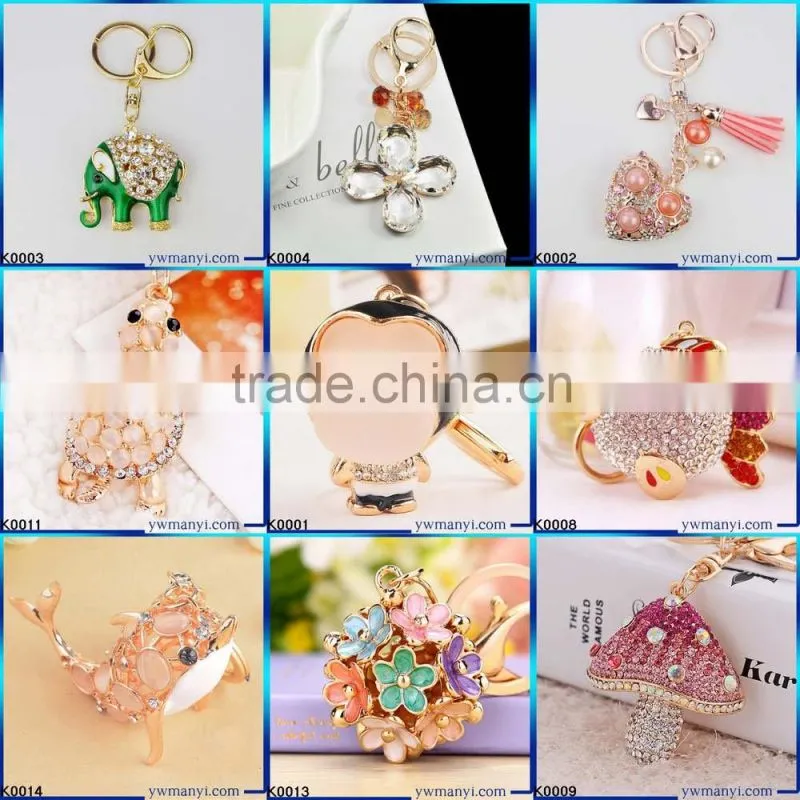 Novelty Four-leaf Clovers Flower leather key chain Keychains Keyring Fashion bag charm Key Chains Ring Holder Gift K0090
