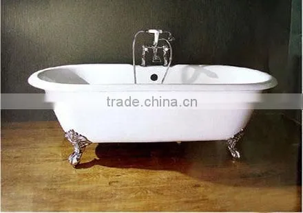 cast iron bathtub