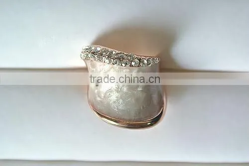 platinum ring price in india& Crystal Ring R069-2