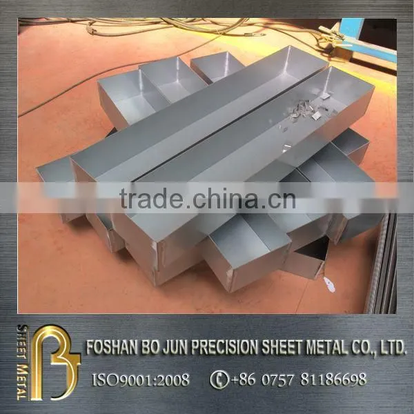 China wholesaler customized retro wrought steel planter, metal planter fabrication