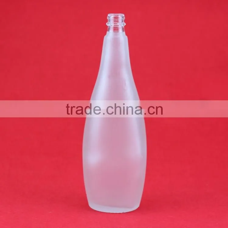 Hot sale opal liquor bottle 700ml frosted beverage bottle popularity frosted wine bottles
