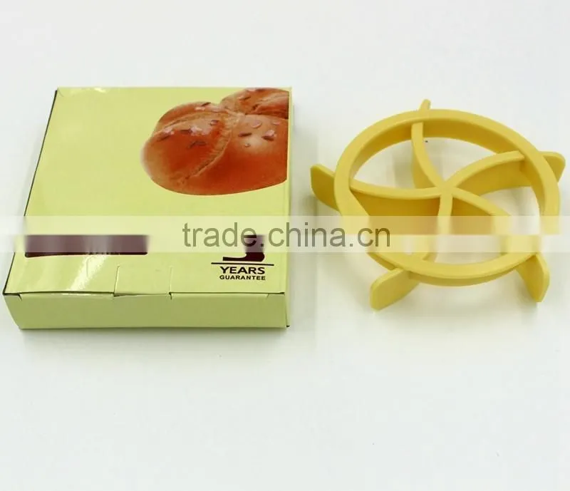 Food Grade Plastic Kaiser Roll Maker Toast Bread Mold Sandwich Cutter