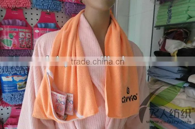 Sports towels with logo and zipper pocket