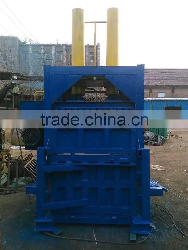 vertical hydraulic Used Clothes Baler Machine