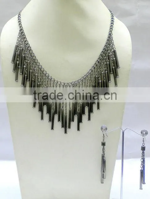 Beaded summer Pendant Necklaces