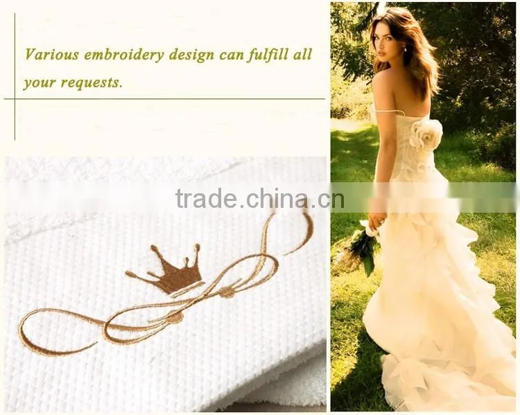 China factory wholesale white embroidery logo face hotel towel