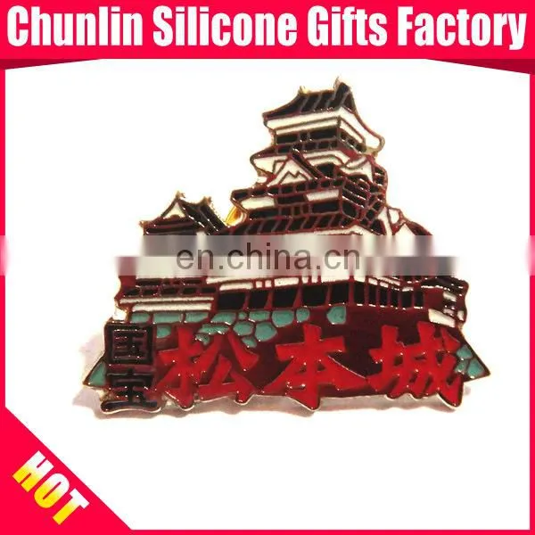 souvenir badges / travel badges / building badges