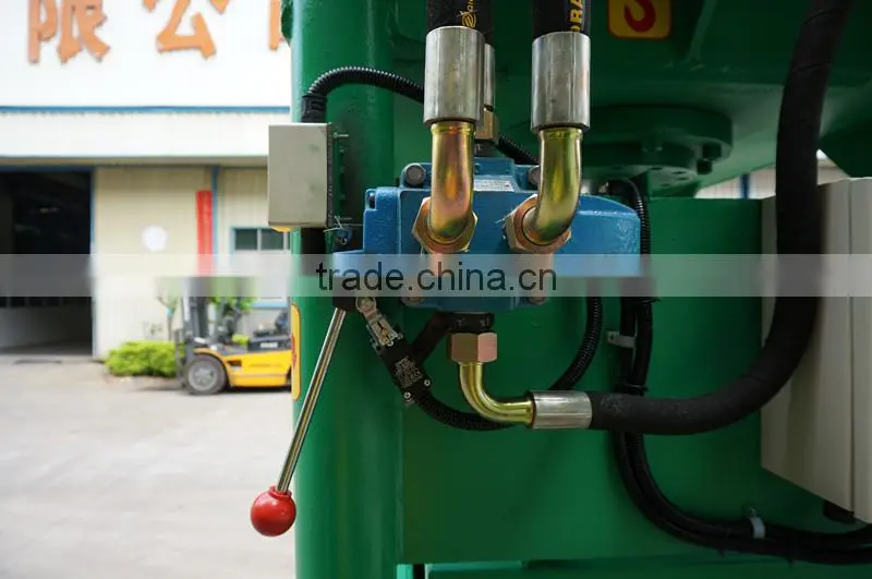 Customed-made Hydraulic Vertical waste paper and plastic Baler