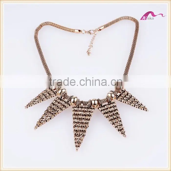 Wholesale Fashion Jewelry Necklace Women Chunky Statement Necklace