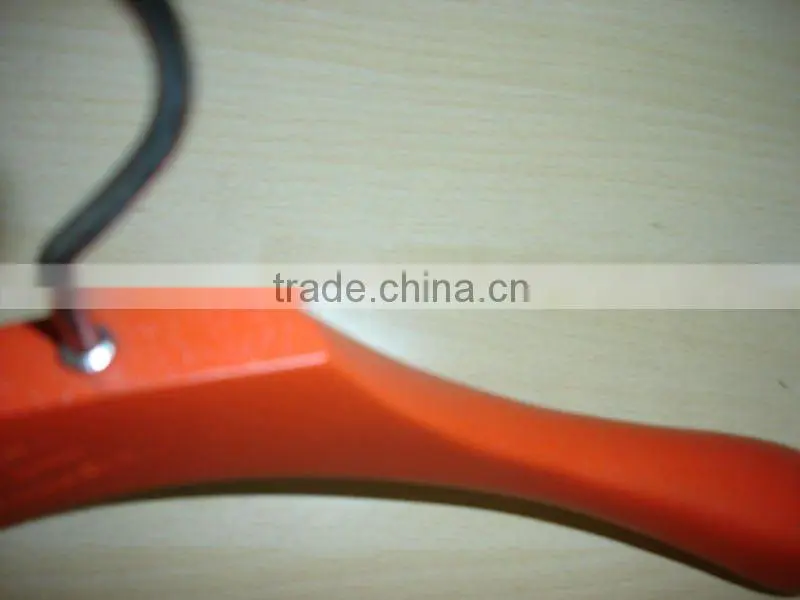 WL18 red wood hanger with hook hanger for dress