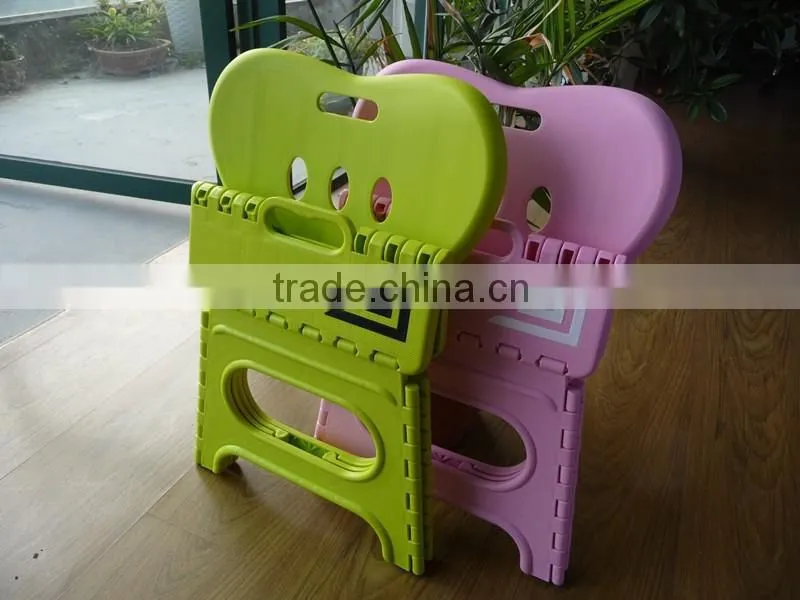 2016 New design plastic kids portable folding step stool with backrest