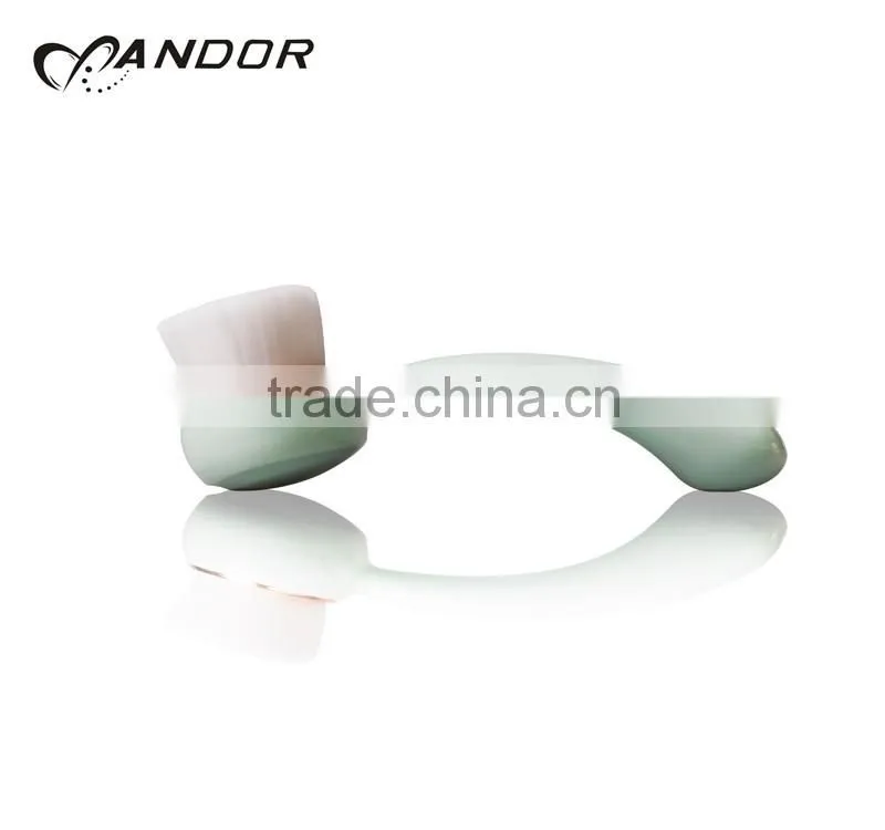 Long hanlde colorful handle face makeup brush and cosmetics