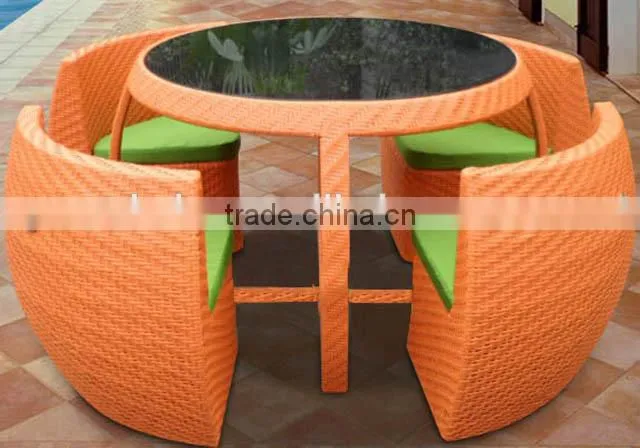 PE rattan outdoor table and chair set HR2005