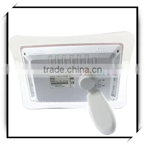 China High Quality Wide Figure Screen Butterfly Shaped 7 Inch Digital Photo Frame White