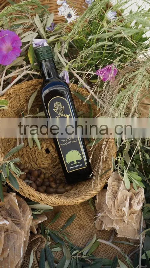 Cold Pressed Extra Virgin Olive Oil. A'Quality Extra Virgin. 100% Extra Virgin Olive Oil. Marasca Glass bottle 500 ml