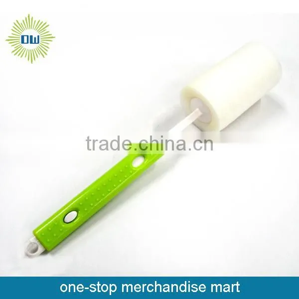 Plastic handle bottle brush w/sponge head