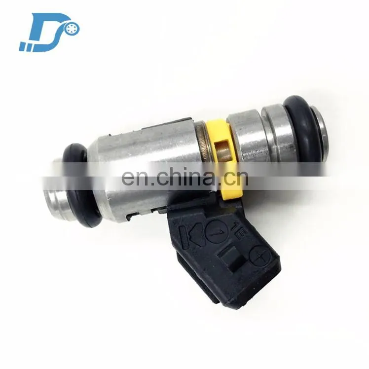 For 120 Felicia Octavia 1.6 1994-2001 Fuel Injection Valve Injector iwp023 iwp-023