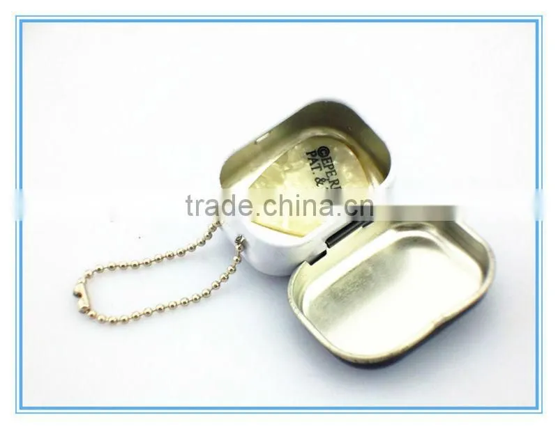 Dongguan elegant cute watch tin box with Iron chain