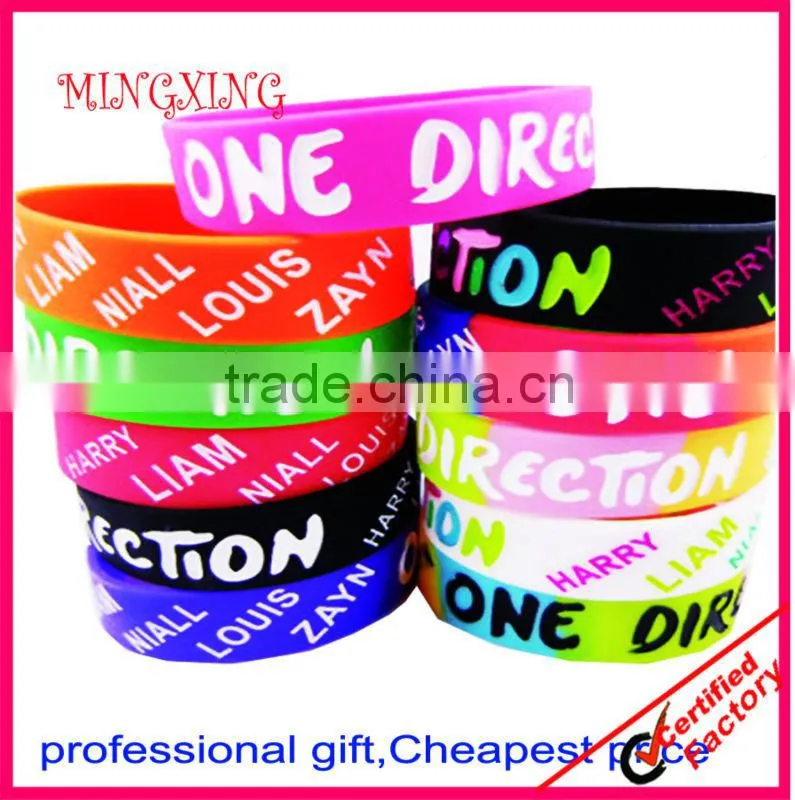 2014 hot sale 3D silicone wristbands in China