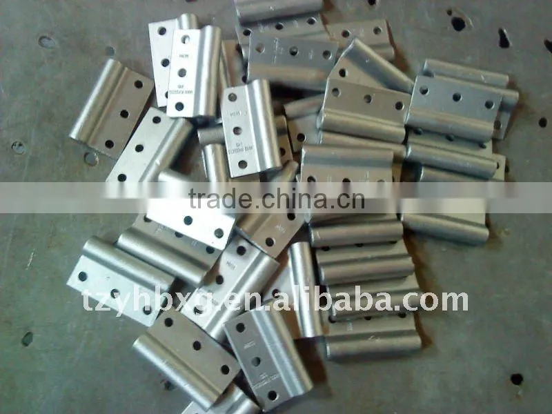 Door hinge