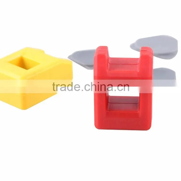 Manual screwdriver portable magnetizer and demagnetizer