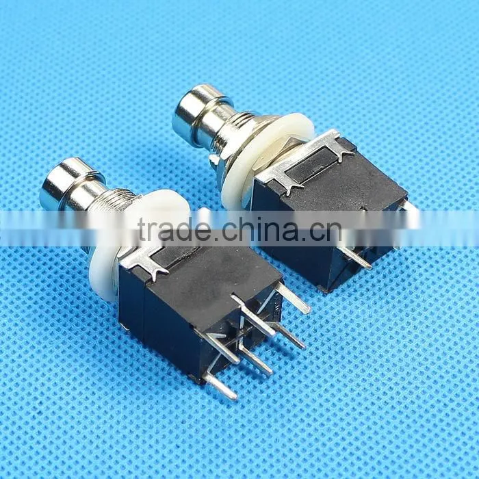 SPDT stomp foot switch with PCB terminals