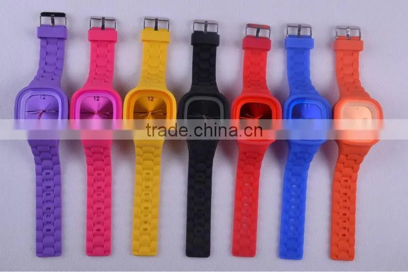 Stylish square face quartz silicon jelly watch