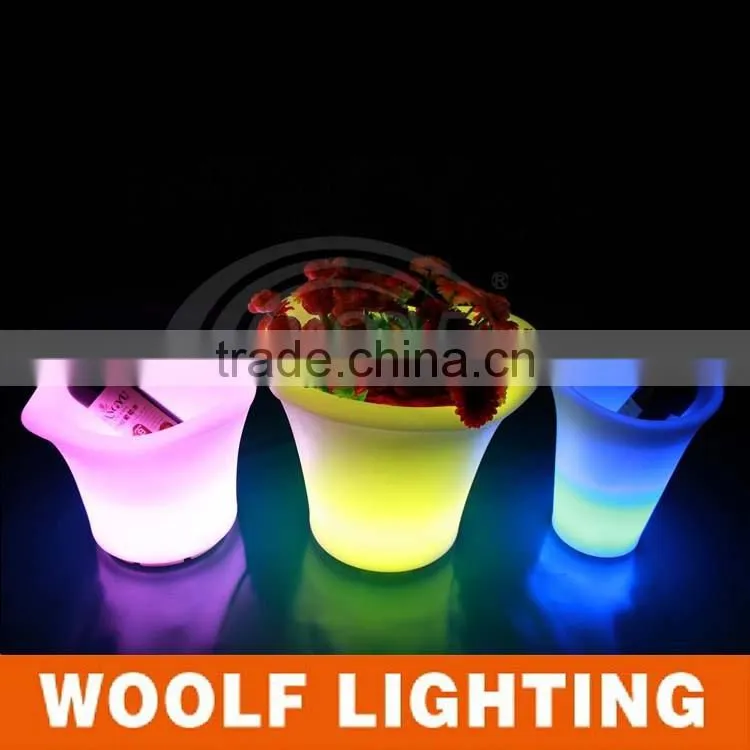 Plastic Outdoor Garden Decor Rechargeable LED Ice Bucket