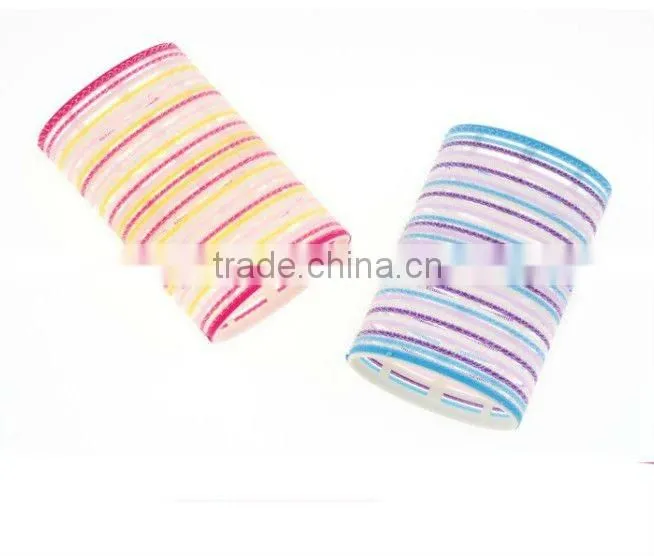 Supply fashion plastic hair roll small order