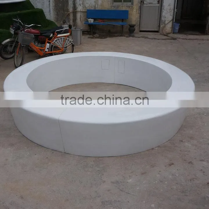 Giant round modern garden chair