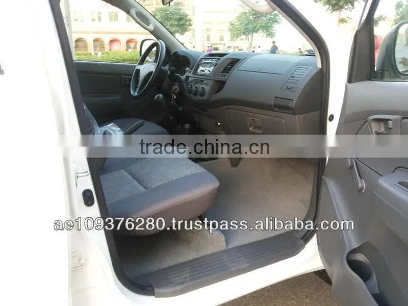 TOYOTA HILUX 2.5L BASIC