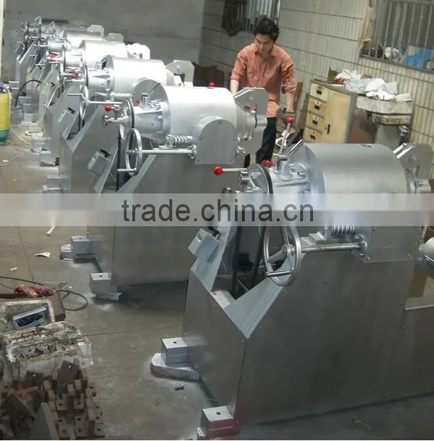 CE approved rice puff sanck forming machine/puff rice cake making machine