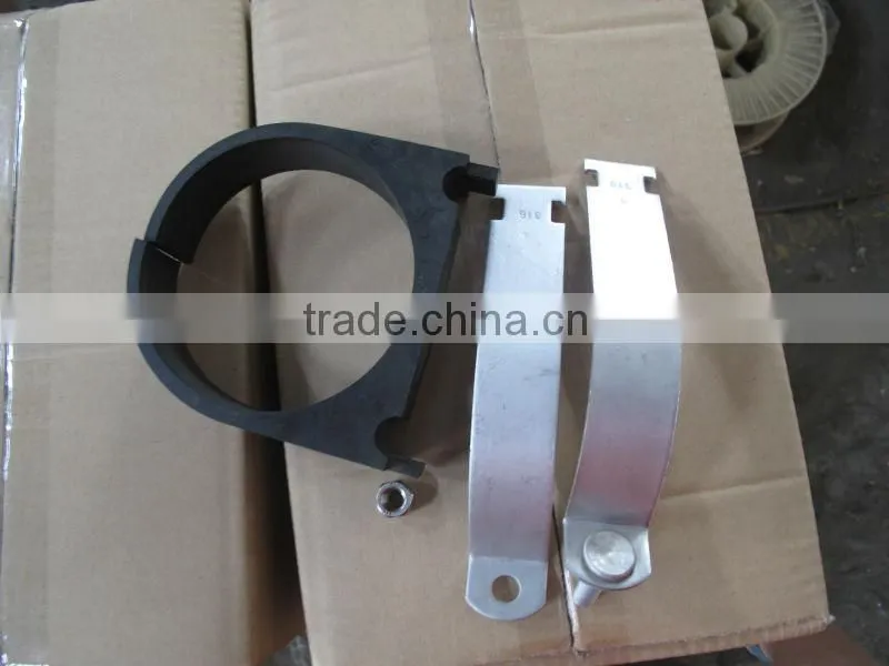 Concrete pump pipe clamp