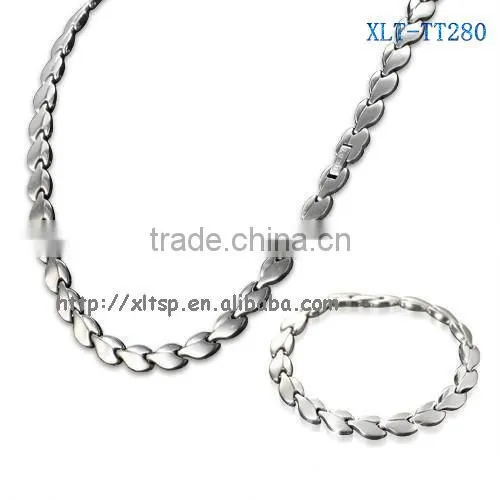 XLT-TT292 Titanium Magnetic Necklace and Bracelets Set