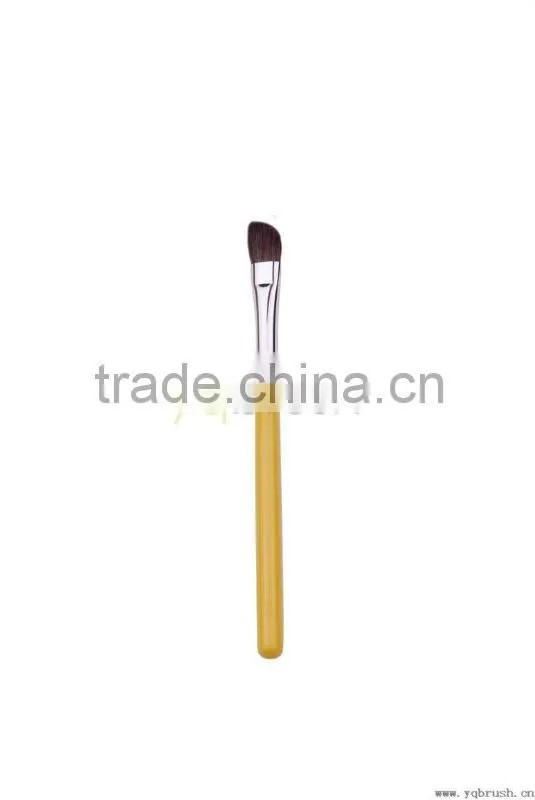 Half round small angle eye brush