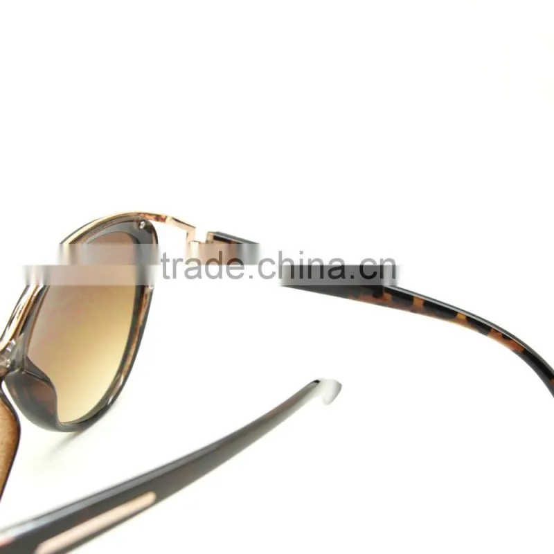 2016 wholesale promo Fashion cat eye Sunglasses