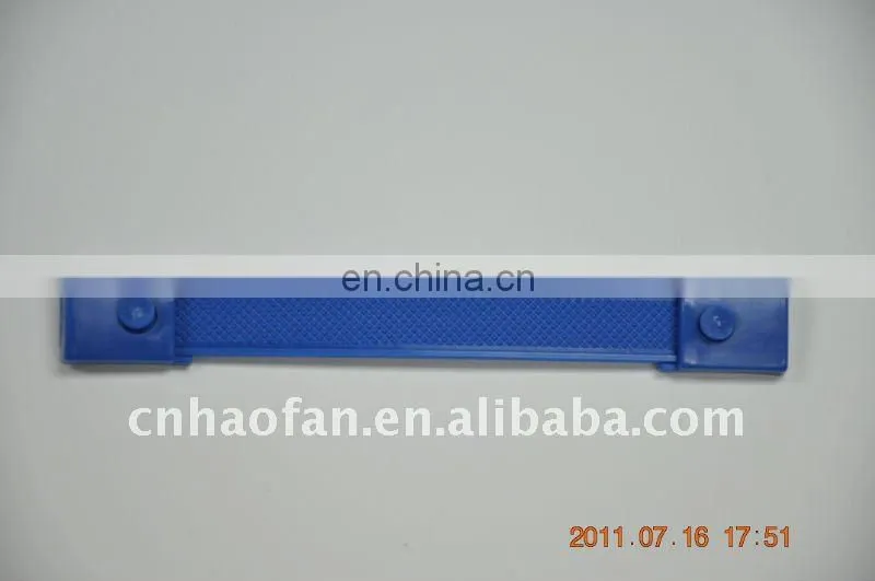 New design China plastic handles for cartons boxes