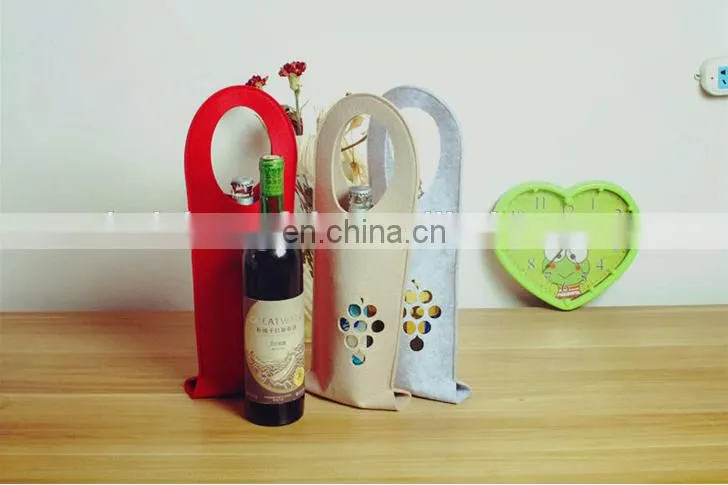 2018 Hot Sell elegant christmas felt single wine bottle bag with handle and customized logo