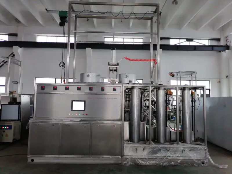 New CO2 Extraction Machine for Kaffir Lime Essential Oil Featuring PLC and Engine Core Components for Fruit and Vegetables