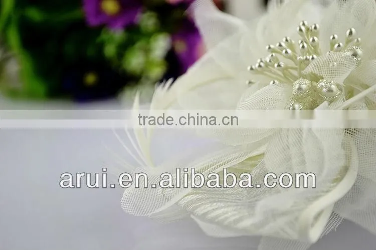 white flowers for hair jewelleries wedding crowns