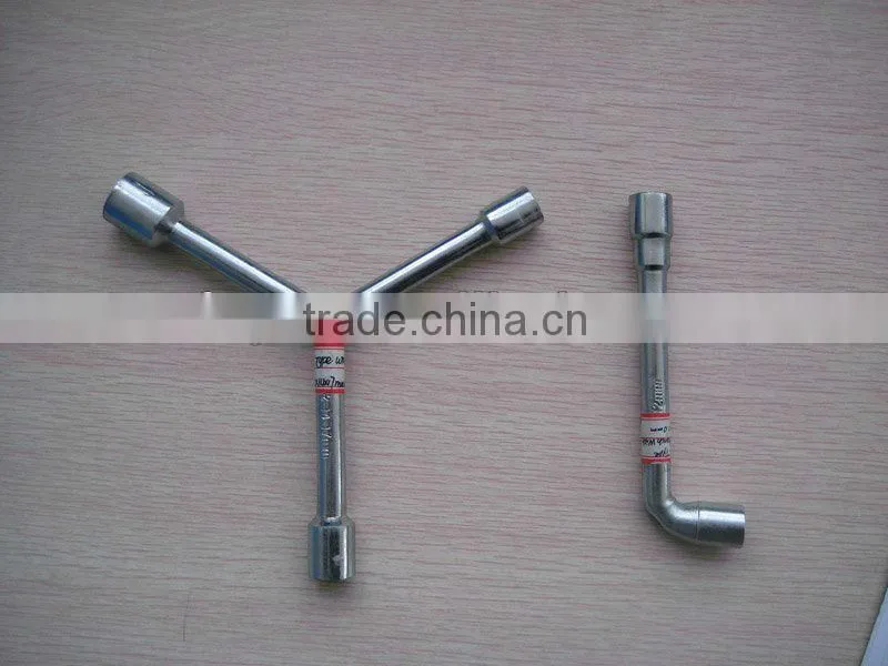 adjustable wrench