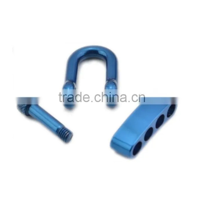 Adjustable stainless steel D Shackle for paracord bracelet