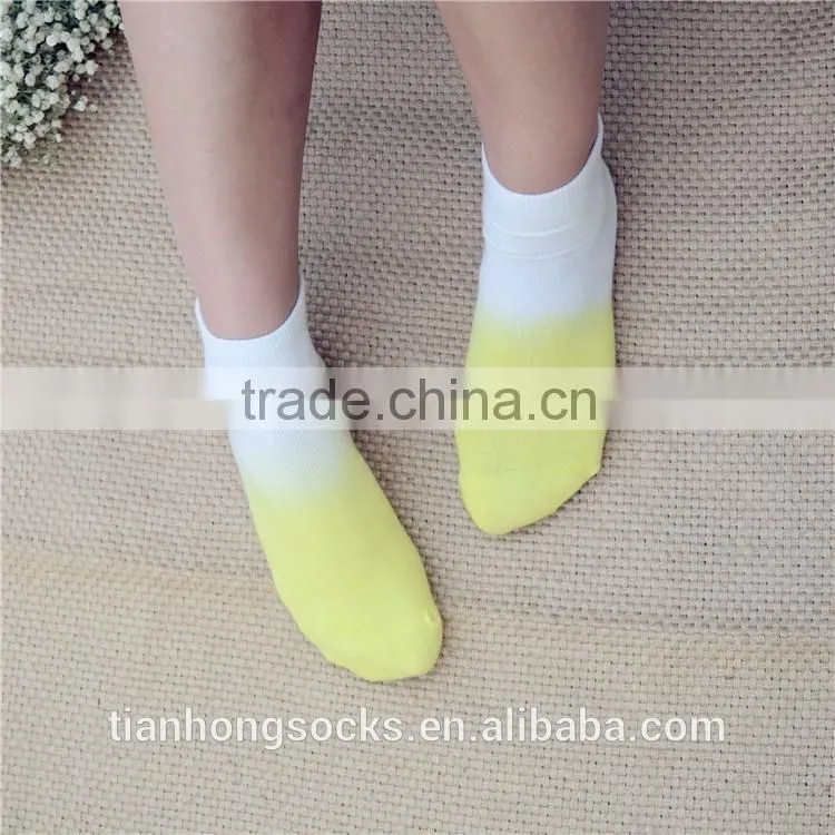2016 novelty women colorful school girls cotton socks designer with your free custom logo socks
