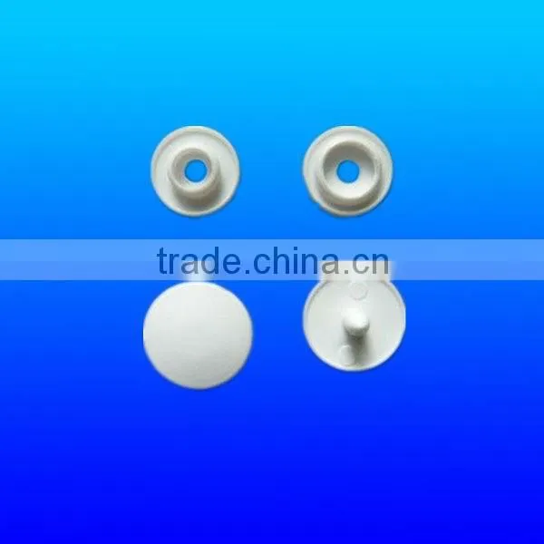 Plastic snap fastener