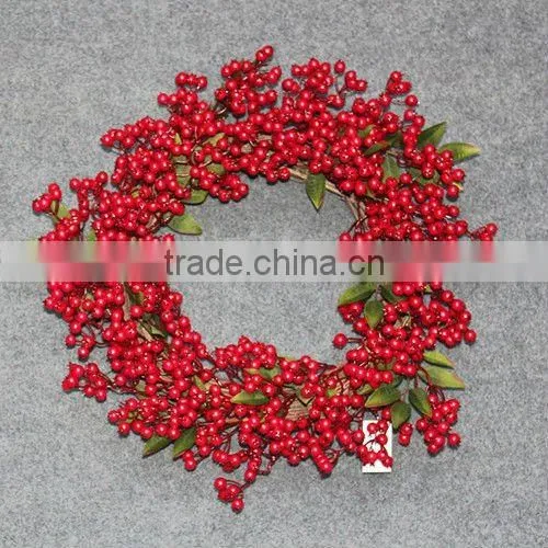 Decorative Artificial Christmas Pine Wreaths with Red Berry & Snow